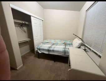 骑车3分钟进Stanford独立house单间1800/月 限女生 2