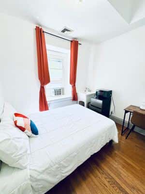 Petite Bedroom | 3rd Floor | Fort Hill 3