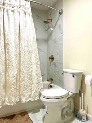 Private big room near Harvard 7