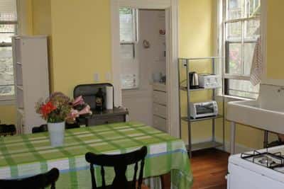 Authentic Boston, cozy room 6