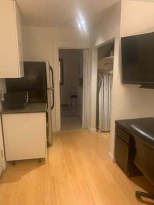 Beautiful in-law unit with large private bathroom 3