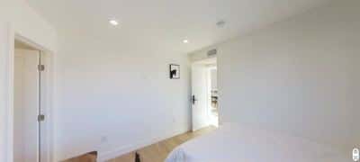 Top floor room with bath in 4B unit! Near USC E1 5