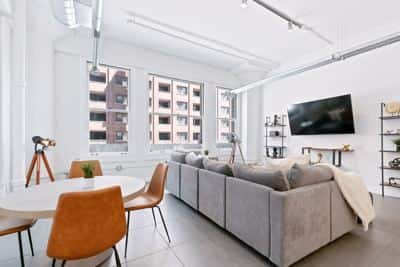1 BR | Spacious DTLA | Highrise | Pool | Rooftop 3