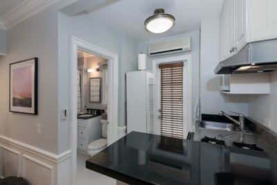Beautiful Hollywood Studio- Steps to Melrose 3