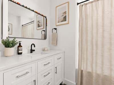 NEW! Bright Luxe West LA Condo for Extended Stays 5