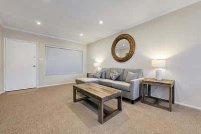 Cozy 1BR 1 Block from the Beach with Ocean Views 5
