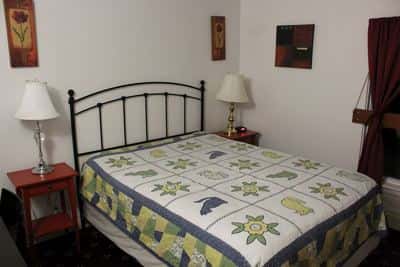 Hotel-Scholar House Room #5 - Near T 4