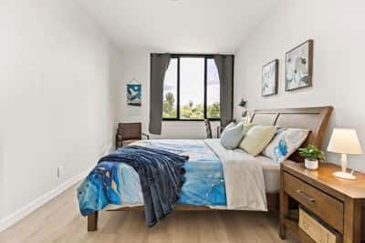 Dorm-Style Private Room | Shared Kitchen & Bath -4 6