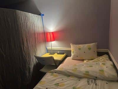Lockable shared room(G)可以上锁的共享房间G 8