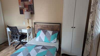 Narvaez Cozy with private entry 1