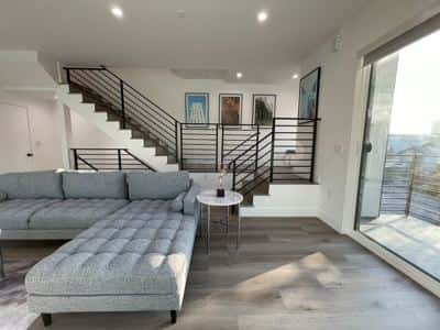 Dreamy Hollywood Art House 5