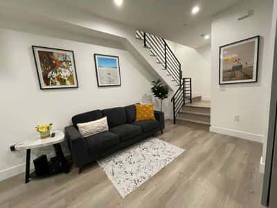 Dreamy Hollywood Art House 2