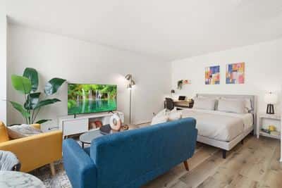 SoCal Luxurious Apt Steps To The Beach & Pier 4