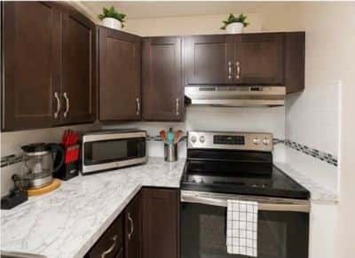 Close to the Subway-Big Studio-Free Parking 5