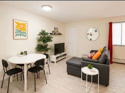 Close to the Subway-Big Studio-Free Parking 8