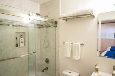 Two Double Beds & Ensuite Bathroom (# 205) 8