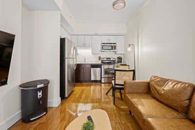 Studio in downtown crossing Boston 3937 3
