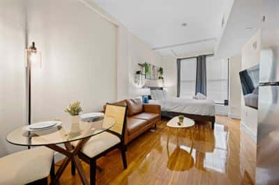 Studio in downtown crossing Boston 3937 2