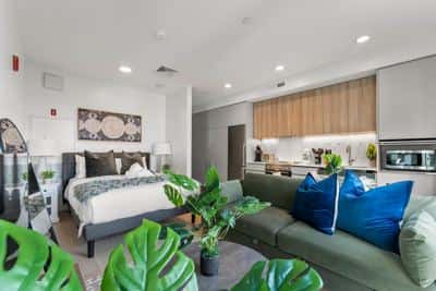 Luxury Studio Next to Broadway 3433 1