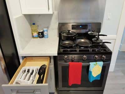 177Bn- Spacious Queen-Bed Room near SJSU & Airport 7