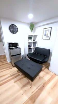 Quiet Private Bedroom + Office + Gigabit Wi-Fi 5