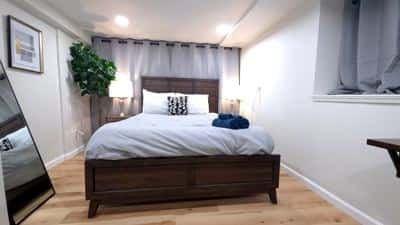Quiet Private Bedroom + Office + Gigabit Wi-Fi 1