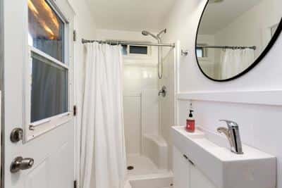 Private cabin with hillside views 5
