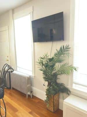 3rd floor room in Victorian House 1