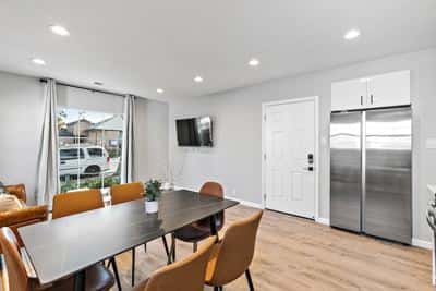 Jane's Home (AL) | Downtown Private Room w HVAC 3 5