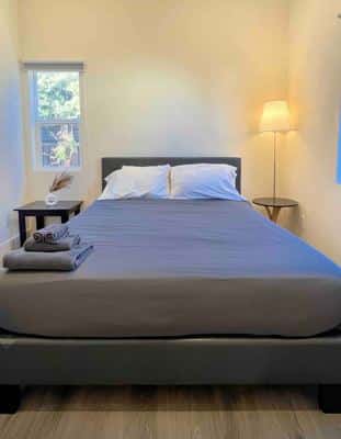 Spacious 3 Beds & 2 Baths House@ Roosevelt Park 7