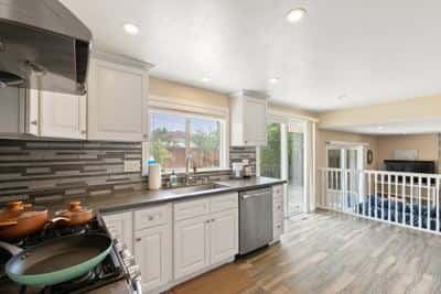 JANE'S HOME (GA) | Remodeled Private Bedroom - 2 4