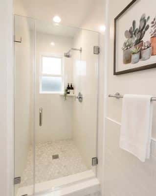 Spacious Private Room with Workspace in Fremont 7