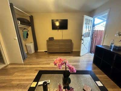 Modern Studio • Private Entry + Mini Kitchenette 5