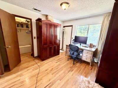 Grand Suite & Den | Private Entrance, Soaking Tub 8