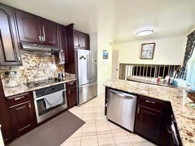 Grand Suite & Den | Private Entrance, Soaking Tub 3