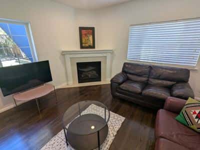 Shared room for 3 men (Olive Startup House) 6