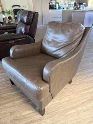 Comfortable Walnut Accent Chair - Like New 4