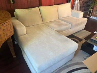 Sofa / Couch With Reversible Chaise 2