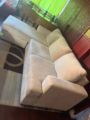 Sofa / Couch With Reversible Chaise 1