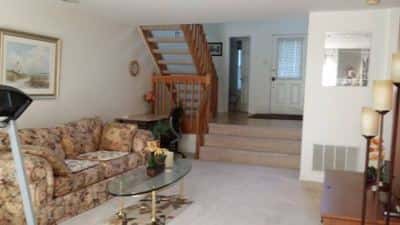 Furnished Mid-Size Room for Rent (Female Only) 6