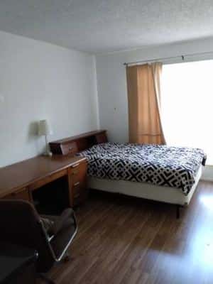 $850/m  Furnished room near Quakerbridge Mall 1