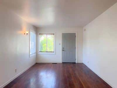Charming 4BR 2BA Albany House 2