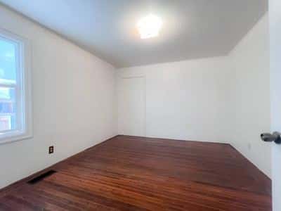 Charming 4BR 2BA Albany House 7