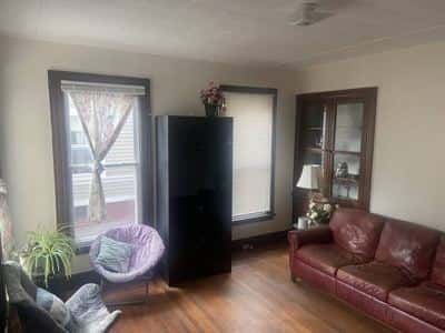 Furnished bd, avail. all util. & wifi included, July 29th 4