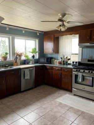 $600 1BR in Charming House (New Haven) 3