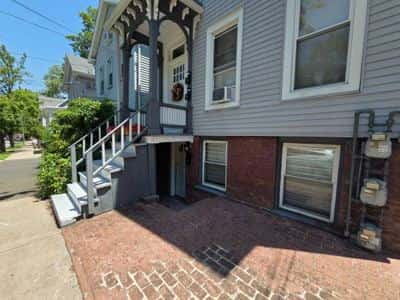 East Rock Apartment, Cozy 1-Bedroom 3