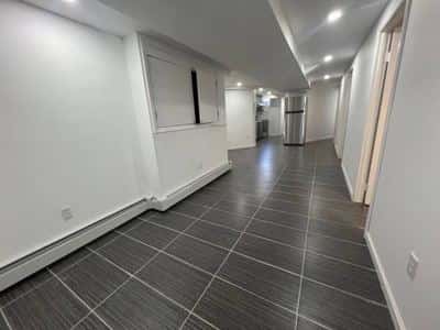 1b/1b center of East Rock,  * furnished rooms to share* 3