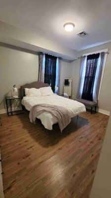 Students, traveling nurses, and cooperate short term rent,Cozy Private 1