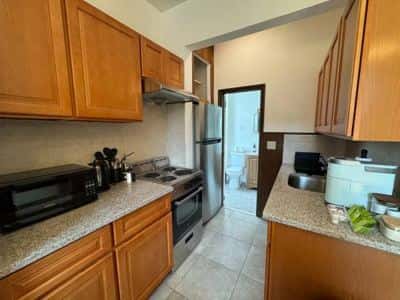 Avbl 8/1! Fully furnished, sunny, 1BR East Rock, utilities included! 6