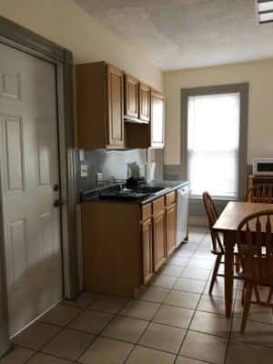 Huge Spacious 4BR / 2BA Apartmt Near Yale – Parking, Furnished Option 5